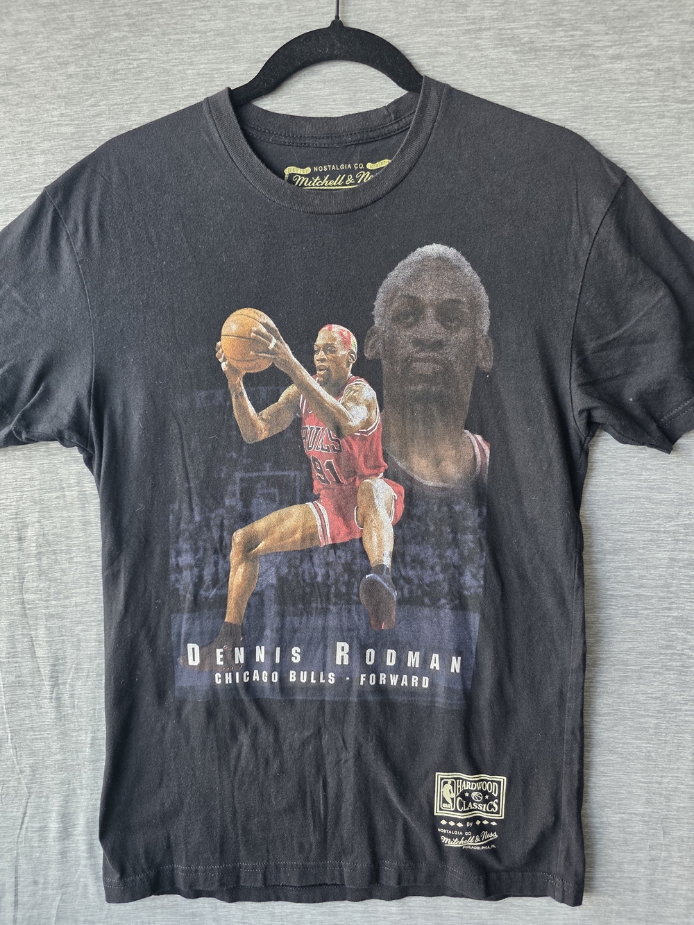 Mitchell & Ness Dennis Rodman Chicago Bulls Hardwood Classics T Shirt Small NBA